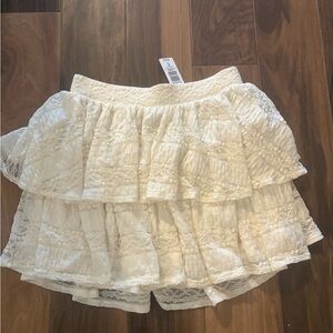 Torrid Cream Lace Tiered Mini Skirt NWT 00